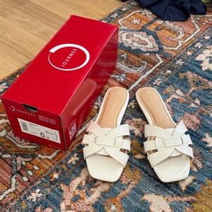 Journee Arrina White Sandal